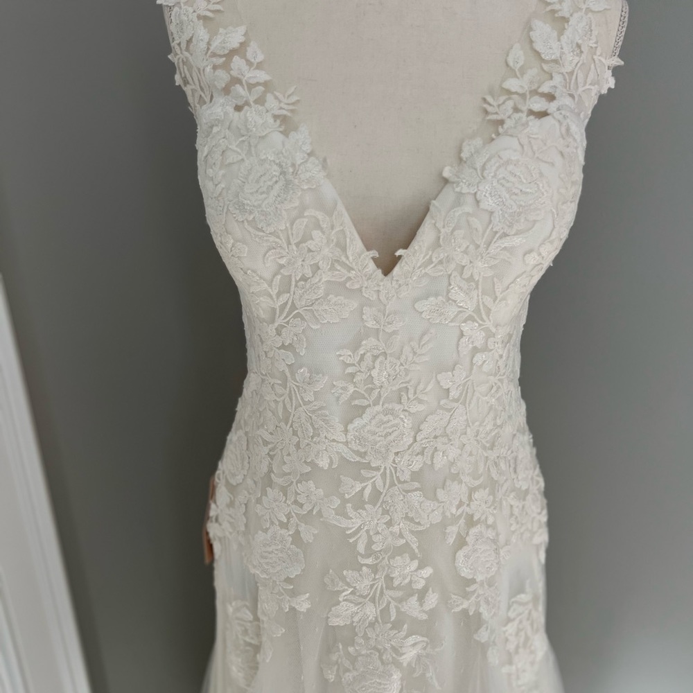 BHLDN Soulmate bridal wedding dress NWT plus size gown- size 16- ivory